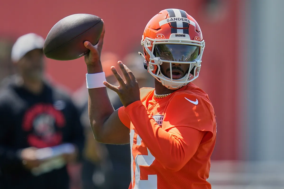 O treinador Prime ainda guarda rancor: Deion Sanders boicotando o Draft da NFL de 2026 por causa da rejeição de Shedeur no ano passado