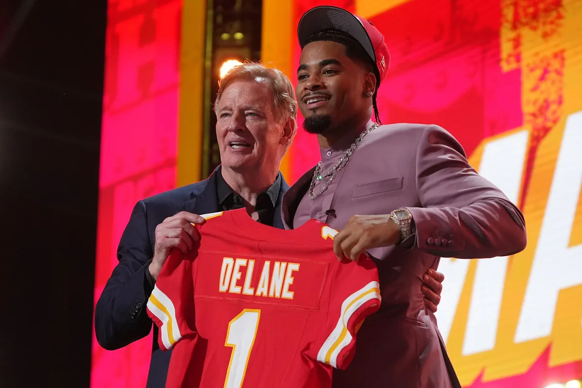 Os mesmos velhos chefes? Fãs de Kansas City fazem trocas agressivas pelo cornerback da LSU, Mansoor Delane