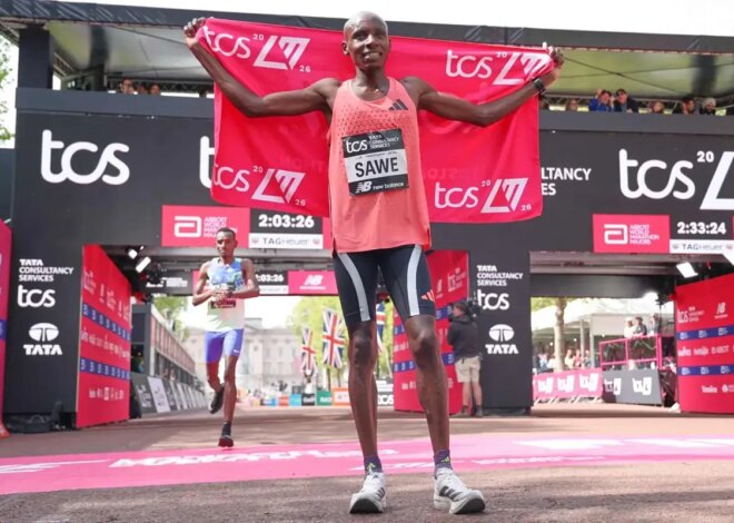Sawe faz história e quebra duas horas na Maratona de Londres!