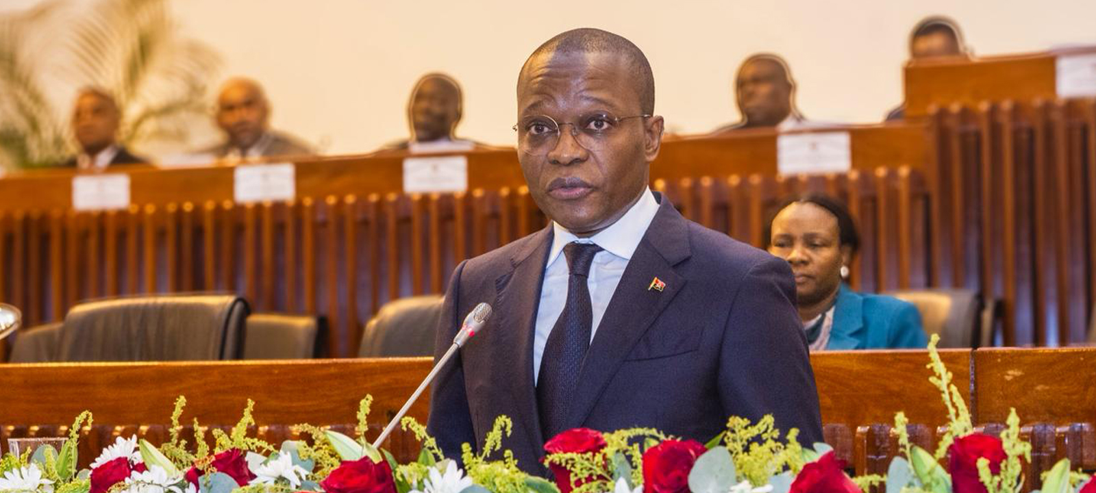 Presidente da Assembleia Nacional de Angola confiante na liderança de Moçambique na AP-CPLP – O País