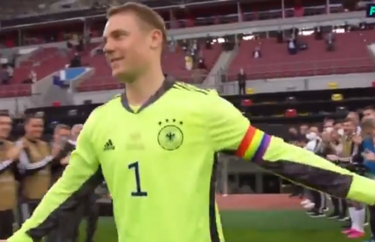 Manuel Neuer pode ficar no Bayern de Munique