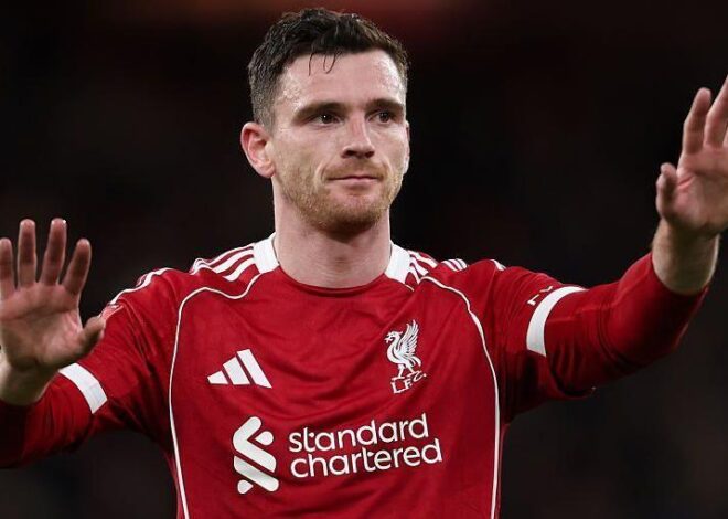Atlético de Madrid rivalizará com Spurs por Andy Robertson