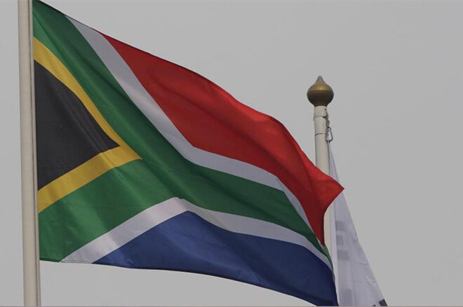 Governo sul-africano rejeita posição de Trump
