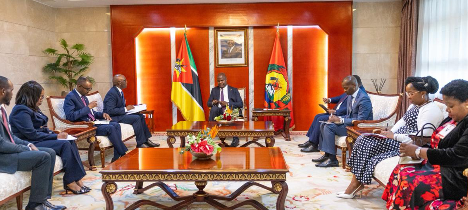 PR recebe missões internacionais para impulsionar inovação e habitação em Moçambique – O País