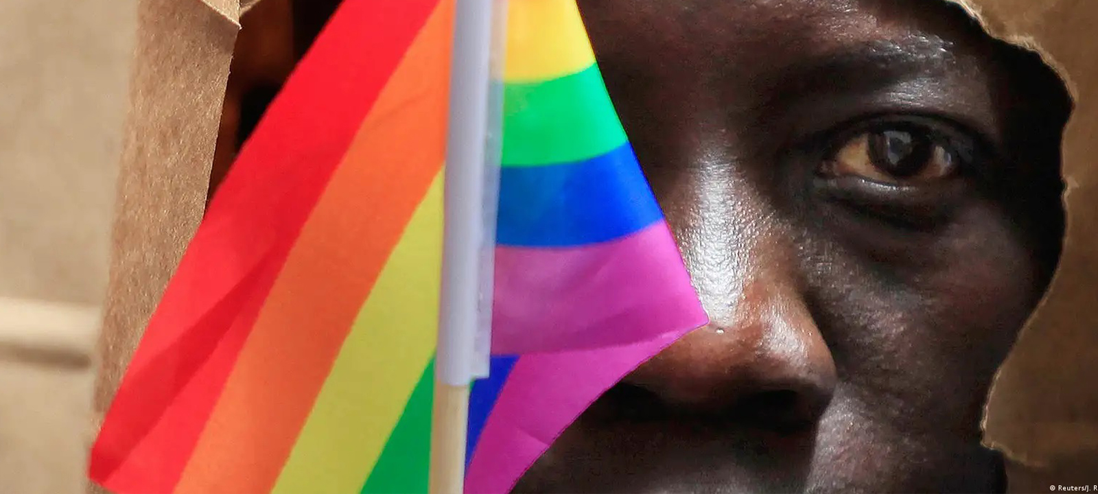 Gana aprova lei contra relações de pessoas do mesmo sexo