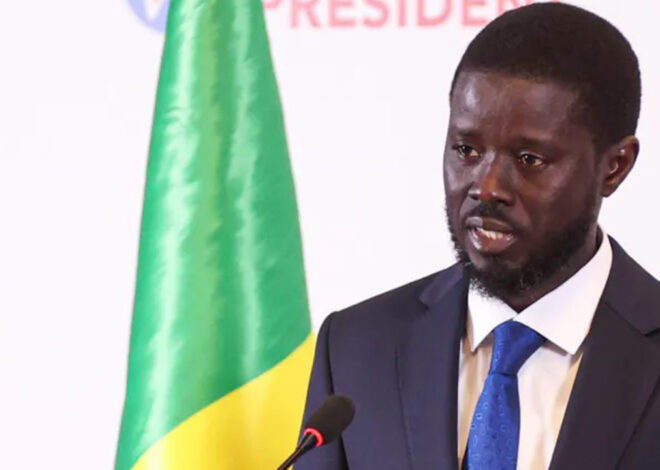 Presidente do Senegal demite Primeiro-Ministro e dissolve Governo
