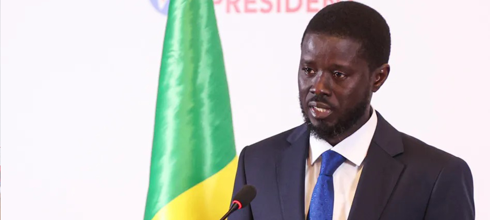 Presidente do Senegal demite Primeiro-Ministro e dissolve Governo