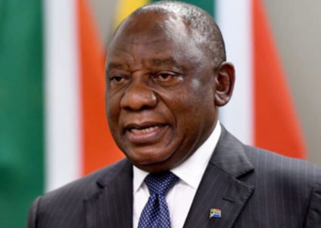 Oposição aumenta pressão para afastar Ramaphosa do poder