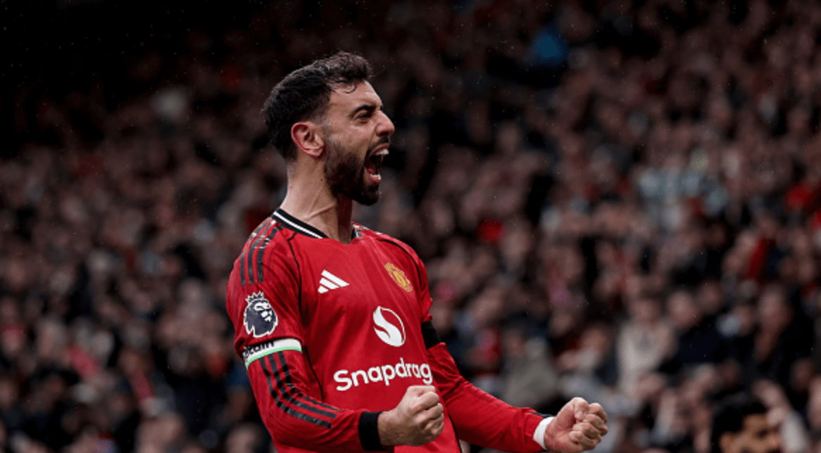 O capitão do Manchester United, Bruno Fernandes, está perto de quebrar o recorde de assistências da Premier League (vídeo)