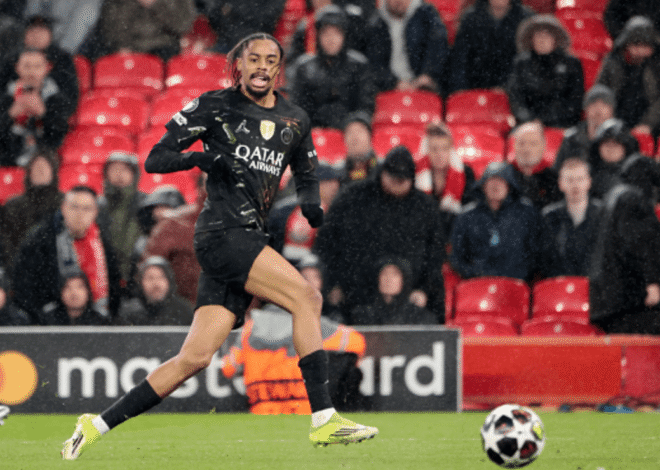 Anthony Gordon ou Bradley Barcola: Qual estrela do ataque poderia estar no topo da lista de desejos do Arsenal para o verão?
