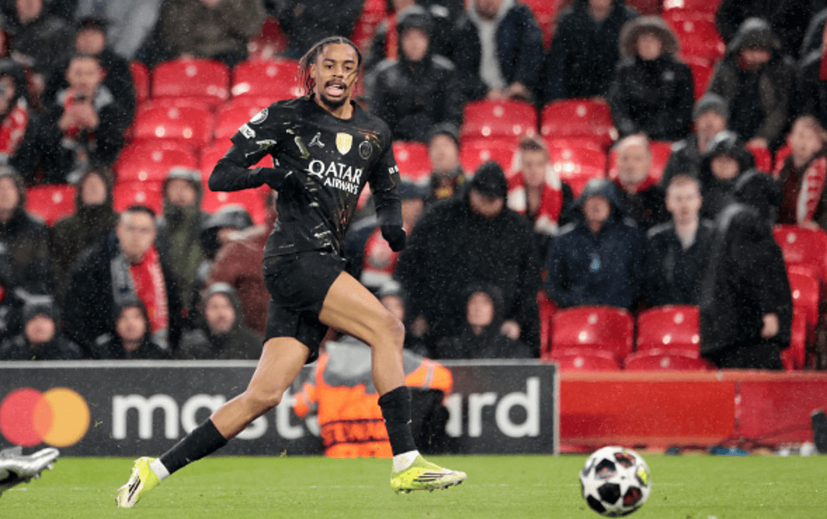 Anthony Gordon ou Bradley Barcola: Qual estrela do ataque poderia estar no topo da lista de desejos do Arsenal para o verão?