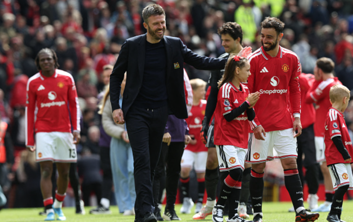 Michael Carrick e Bruno Fernandes poderão ser os mentores da disputa pelo título do Manchester United na próxima temporada?