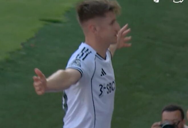 Vários gols excelentes decoram a última rodada da Premier League em 2025-26