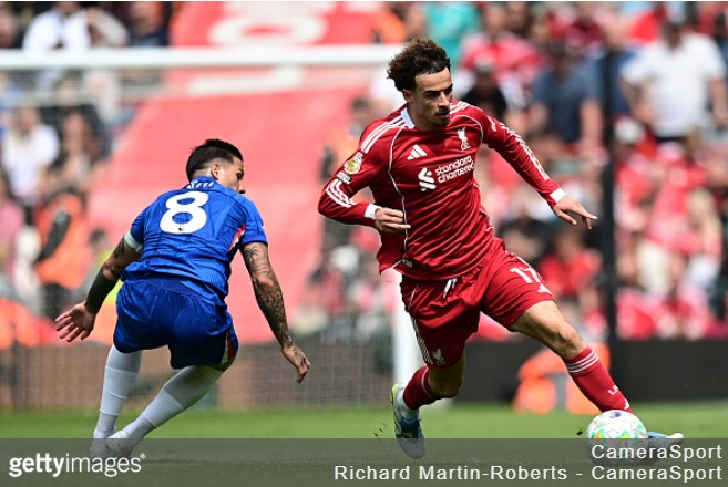 Liverpool 1-1 Chelsea: cobrança de falta de Enzo Fernandez anula bela abertura de Ryan Gravenberch