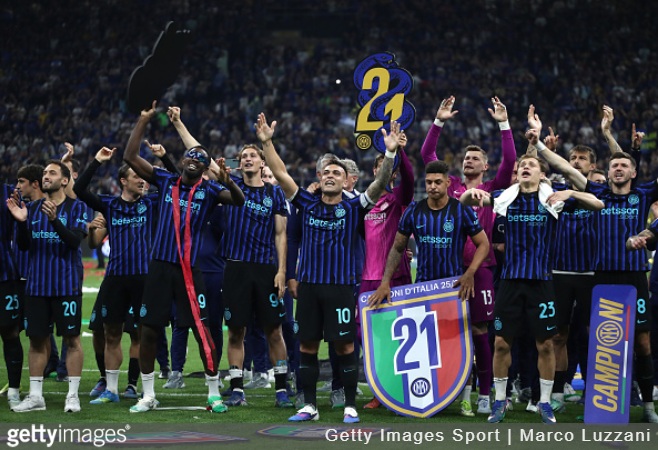 Inter 2-0 Parma: Thuram e Mkhitaryan garantem o 21º Scudetto