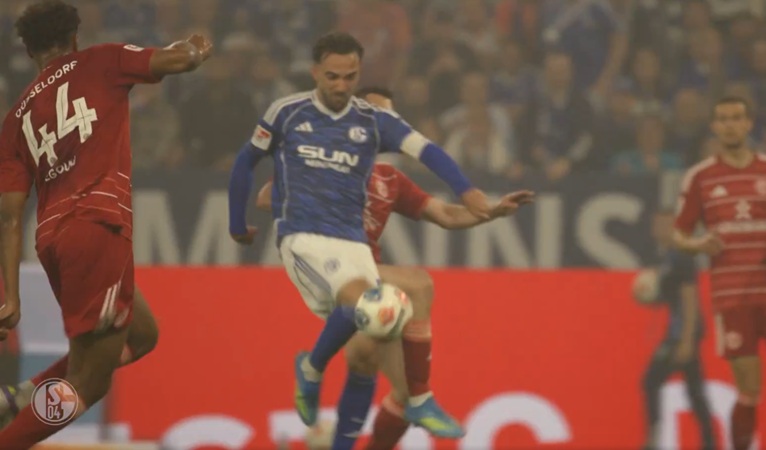 Gol de Kenan Karaman contra o Fortuna Dusseldorf garante o retorno do Schalke 04 à Bundesliga (vídeo)