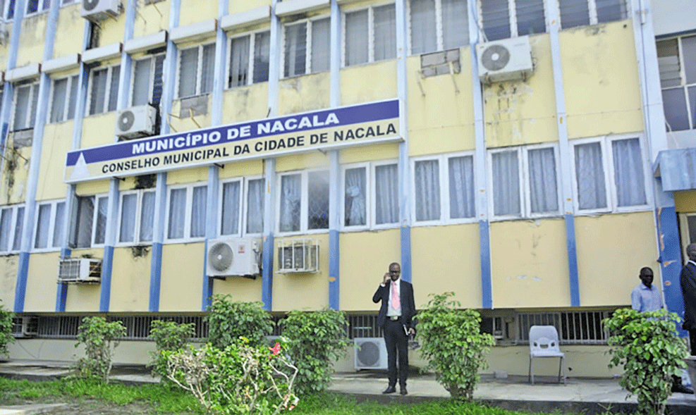 SUSPEITA DE NEPOTISMO: Vereadores de Nacala ouvidos pela inspecção – Jornal Domingo