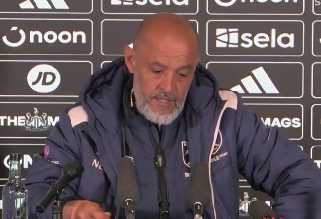 “Dói muito” – Nuno Espírito Santo, técnico do West Ham, sobre a agitação dos torcedores após derrota prejudicial para o Newcastle (Vídeo)