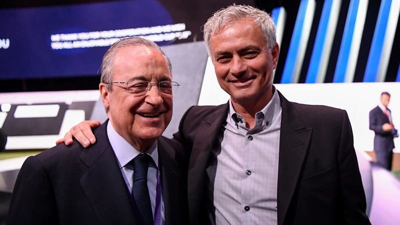 José Mourinho está disposto a ser treinador do Real Madrid