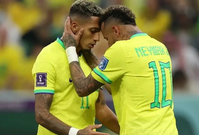 Raphinha, astro do Barcelona, ​​faz videochamada com Neymar como dupla eleita para representar o Brasil na Copa do Mundo (Vídeo)