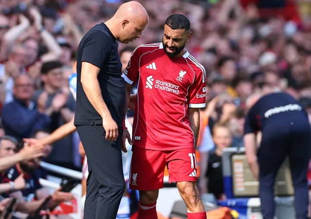 A estrela do Liverpool, Mohamed Salah, perderá o confronto do Manchester United – Arne Slot (vídeo)