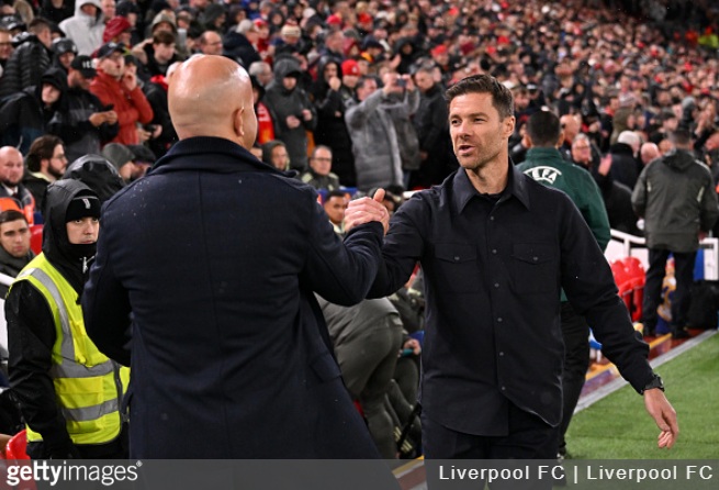 Será que Xabi Alonso ainda poderá dirigir o Liverpool um dia se assumir o cargo no Chelsea agora?