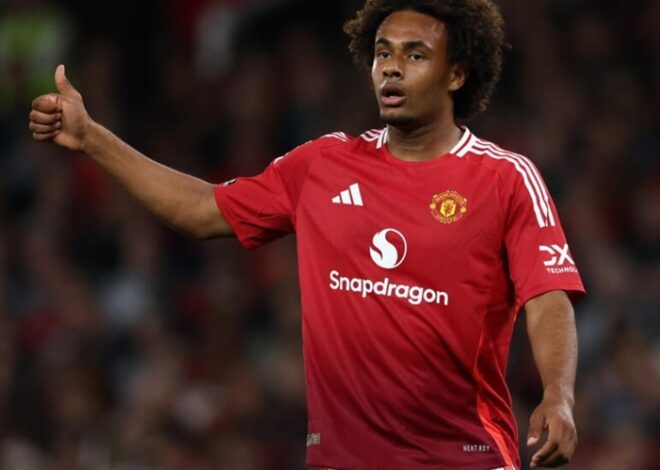 Joshua Zirkzee não impressionou o técnico do Man Utd, Michael Carrick