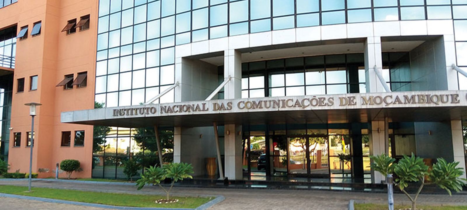 INCM entrega licenças 5G as operadoras de telefonia móvel 