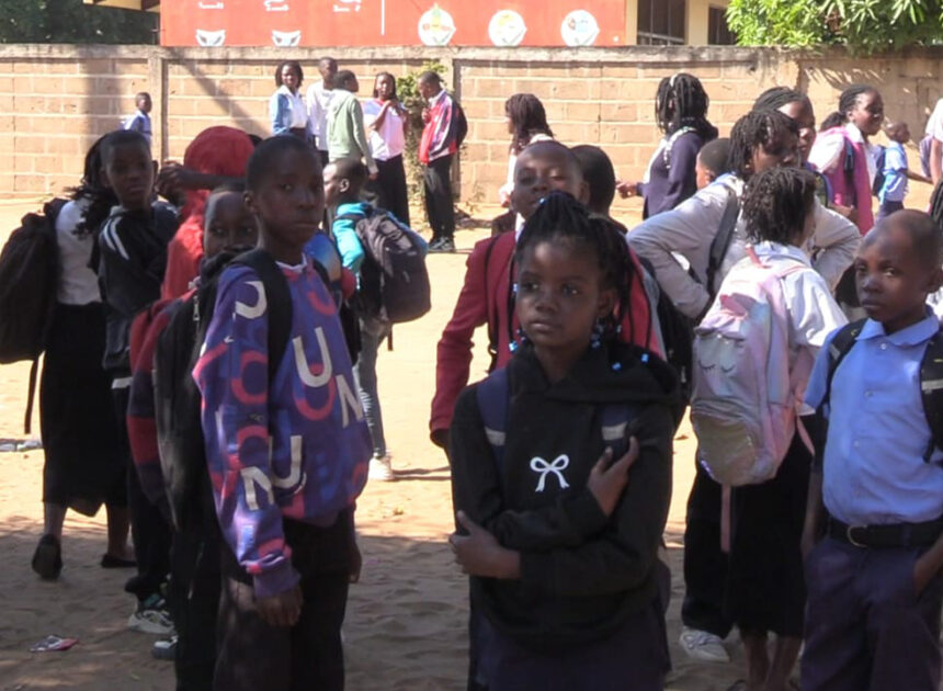 Três mil alunos sem aulas em Xai-Xai devido à greve de professores – O País