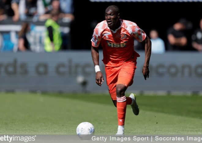 Bristol City se aproxima do meio-campista do Volendam, Yah