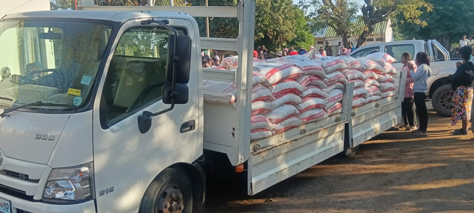 População de Chilembene intercepta camião com produtos desviados de Chibuto – O País