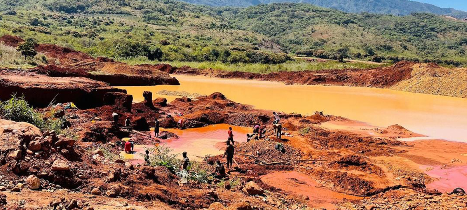 Pelo menos 177 crianças praticam mineração em Manica