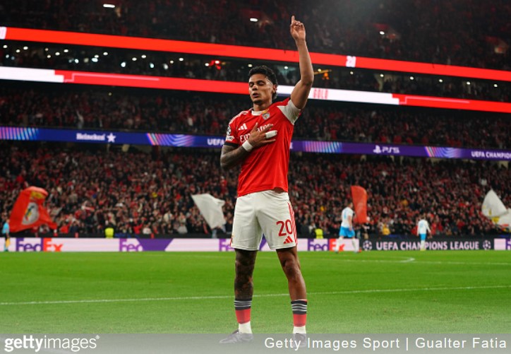 AC Milan junta-se à corrida pelo médio do Benfica, Rios