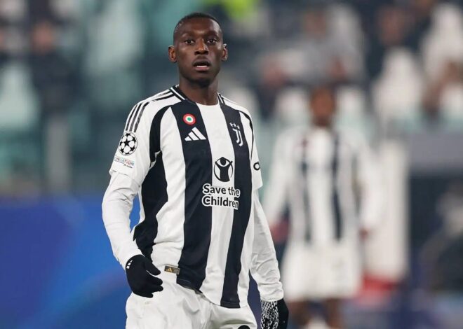 Juventus e PSG em negociações com Kolo Muani