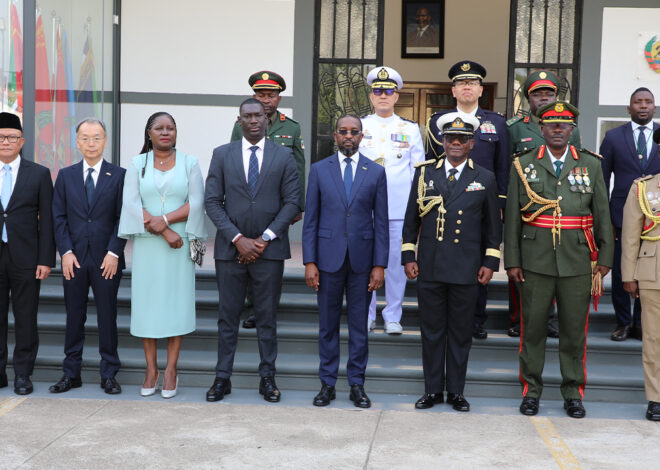 Moçambique acredita cinco adidos militares para reforço da cooperação no domínio da defesa – O País