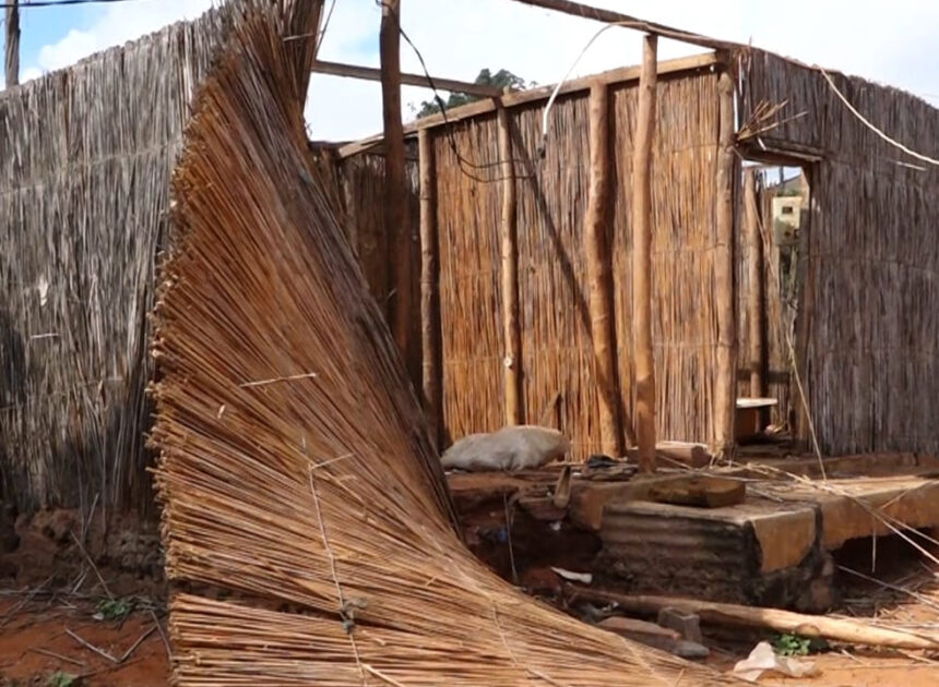 Disputa por terreno em Chibuto deixa oito sobrinhos ao relento – O País