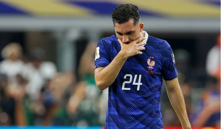 “Perdemos para nós mesmos” – o craque francês Rayan Cherki após a eliminação na Copa do Mundo para a Espanha (Vídeo)