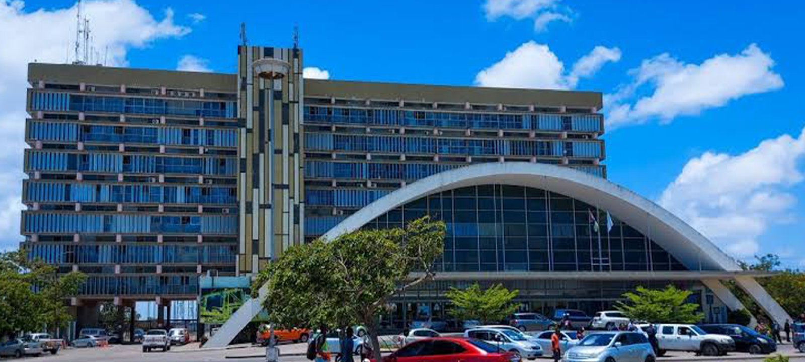 Beira assinala 119 anos com foco na protecção costeira – O País