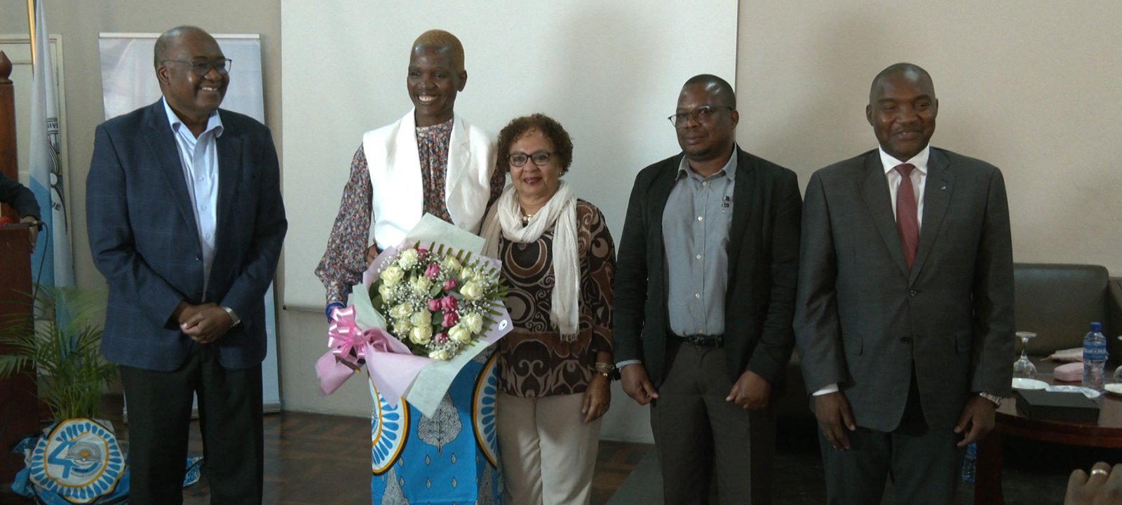 UP Maputo reconhece contributo da Clarisse Machanguana no desenvolvimento do desporto – O País