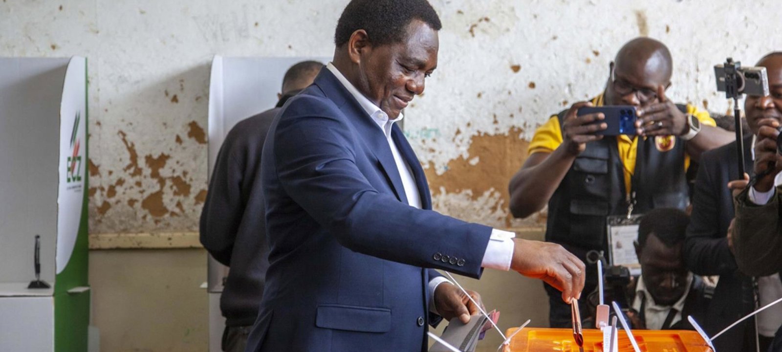 Hakainde Hichilema reeleito na Zâmbia com cerca de 60% dos votos – O País