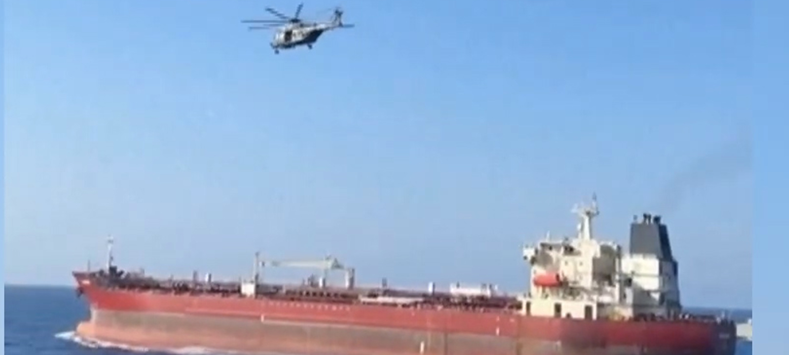 Marinha italiana aborda petroleiro ligado à Rússia no mediterrâneo – O País