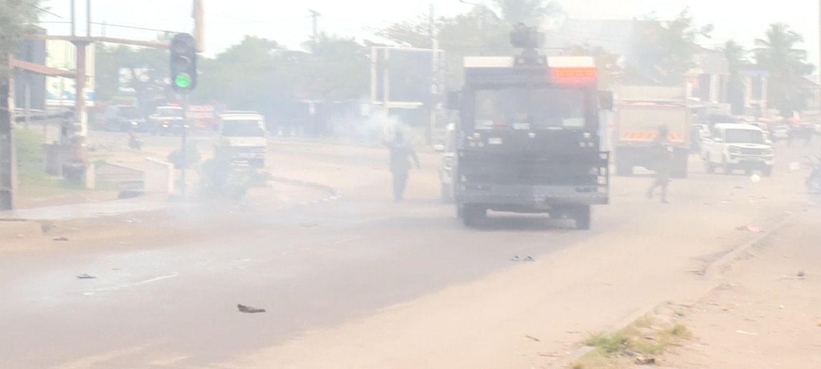 Oposição exige investigação após intervenção policial contra apoiantes de Mondlane em Quelimane – O País