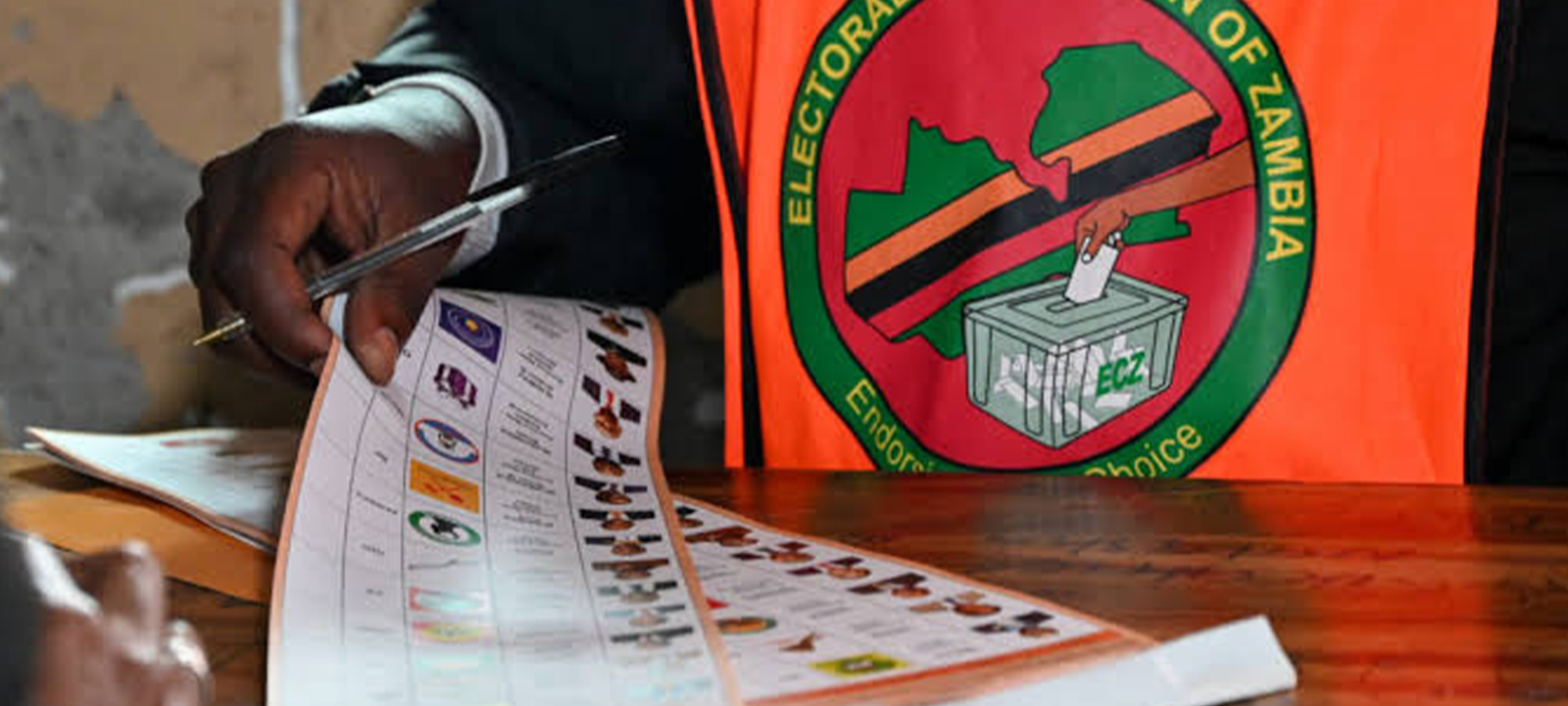 Zâmbia retoma contagem de votos após suspensão devido à violência – O País