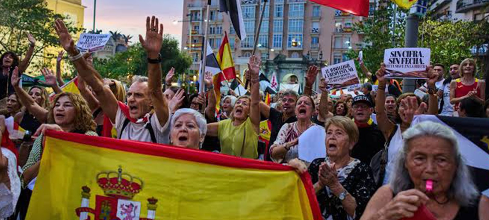 Milhares de pessoas reafirmam identidade espanhola de Ceuta durante visita dos reis – O País