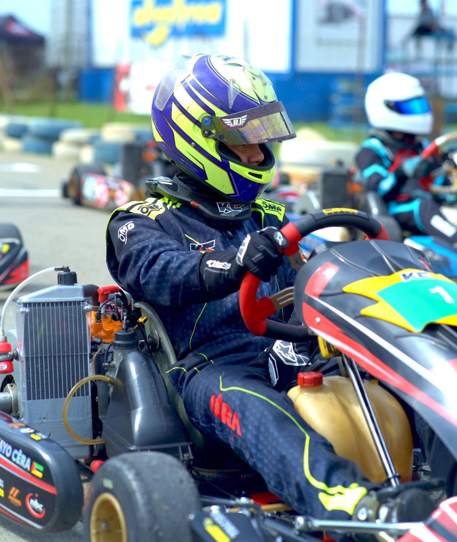 NO MUNDIAL DE KARTING: Kayo Cêra alcança o melhor resultado de africano – Jornal Domingo