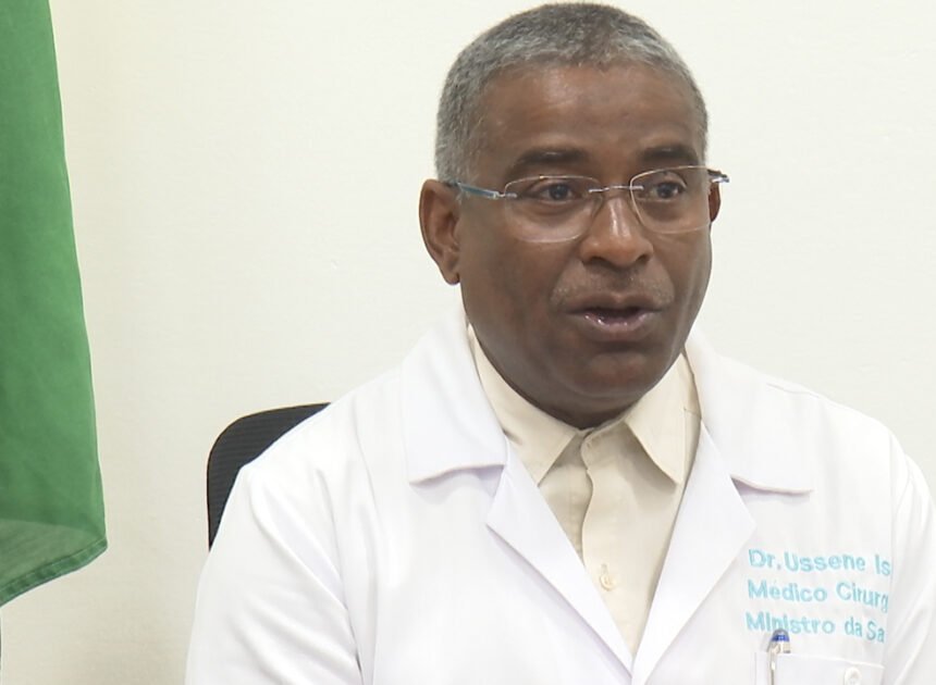 Mais de 50 funcionários expulsos por roubo de medicamentos do Sistema Nacional de Saúde – O País