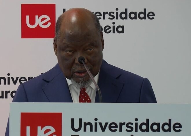 ‎Joaquim Chissano homenageado pela Universidade Europeia – O País